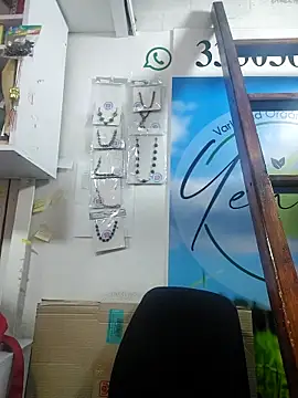 Sophie-hatter online show from March 20, 2025, 7:04 pm