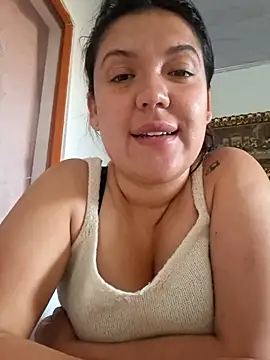 Snapshot of Sophie-hatter chatting on June 15, 2026, 3:36 pm Sophie-hatter online show from June 15, 2026, 3:36 pm