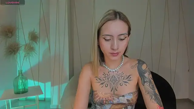 MollySundersX online show from February 28, 2026, 9:38 pm