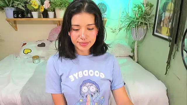 MiaaRose online show from September 18, 2025, 4:42 pm