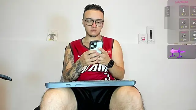 male pussy online show from February 25, 2025, 2:54 pm