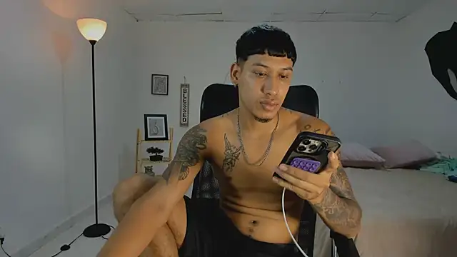 slim master12 online show from March 2, 2026, 9:21 pm