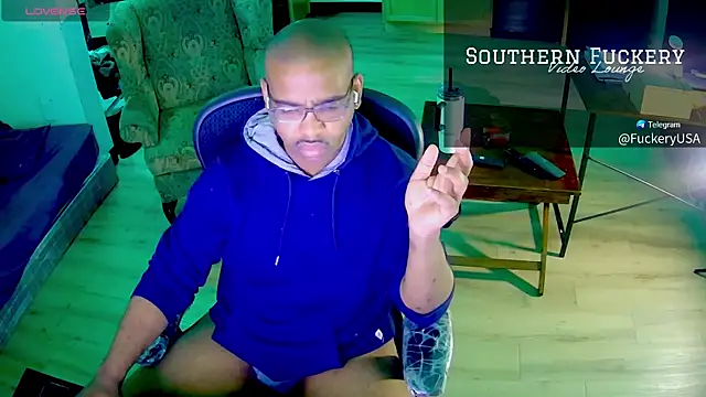 Snapshot of Southernfuckery chatting on April 10, 2026, 7:02 am Southernfuckery online show from April 10, 2026, 7:02 am