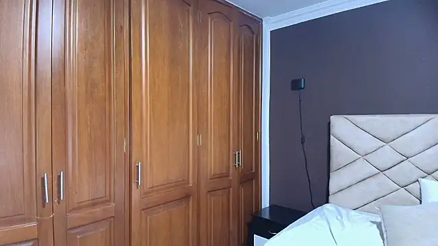 Raquel jones online show from February 2, 2026, 12:26 pm