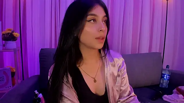 Snapshot of MelodySweett chatting on September 24, 2025, 2:37 am MelodySweett online show from September 24, 2025, 2:37 am