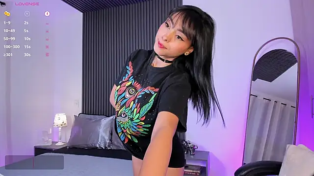emilyruiz1 online show from March 12, 2025, 2:12 pm