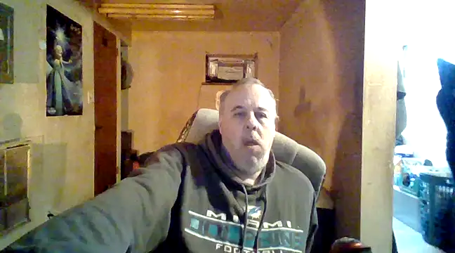 Snapshot of Nightshade7712 chatting on December 8, 2024, 4:07 pm Nightshade7712 online show from December 8, 2024, 4:07 pm