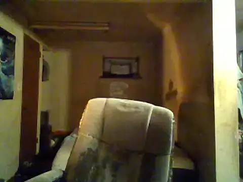Snapshot of Nightshade7712 chatting on December 18, 2024, 10:02 pm Nightshade7712 online show from December 18, 2024, 10:02 pm