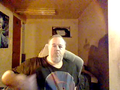 Snapshot of Nightshade7712 chatting on January 5, 2025, 8:42 pm Nightshade7712 online show from January 5, 2025, 8:42 pm