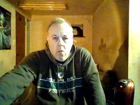 Snapshot of Nightshade7712 chatting on January 14, 2025, 3:32 am Nightshade7712 online show from January 14, 2025, 3:32 am