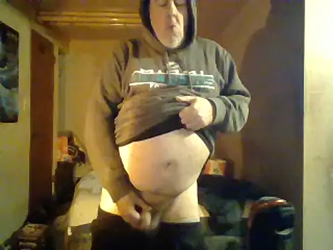 Snapshot of Nightshade7712 chatting on January 21, 2025, 10:08 pm Nightshade7712 online show from January 21, 2025, 10:08 pm