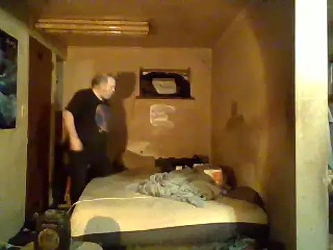 Snapshot of Nightshade7712 chatting on February 7, 2025, 1:58 am Nightshade7712 online show from February 7, 2025, 1:58 am