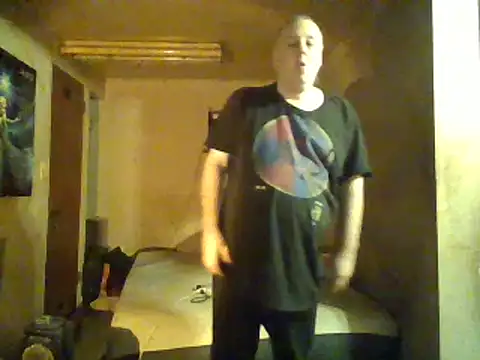 Snapshot of Nightshade7712 chatting on February 9, 2025, 5:08 am Nightshade7712 online show from February 9, 2025, 5:08 am