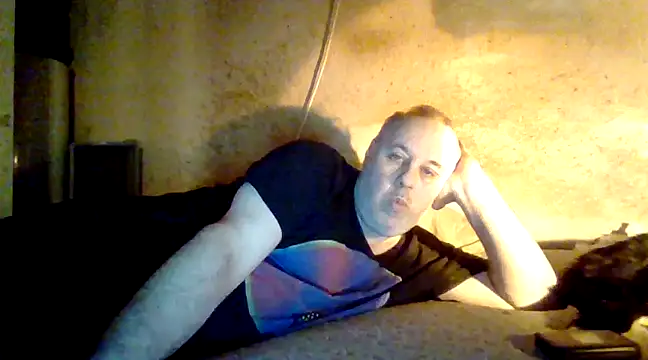 Snapshot of Nightshade7712 chatting on February 18, 2025, 1:54 am Nightshade7712 online show from February 18, 2025, 1:54 am