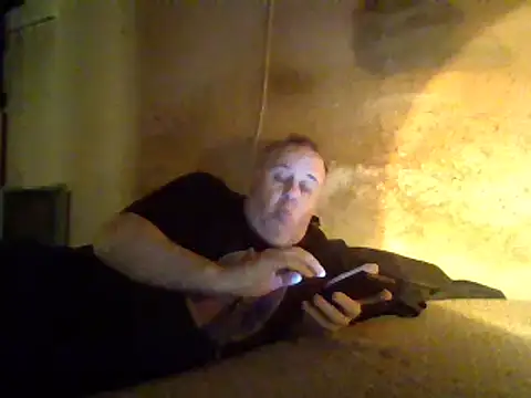 Snapshot of Nightshade7712 chatting on February 26, 2025, 1:53 am Nightshade7712 online show from February 26, 2025, 1:53 am