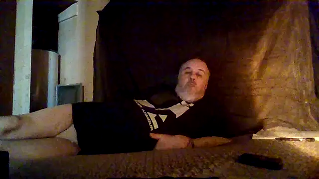 Snapshot of Nightshade7712 chatting on September 29, 2025, 9:52 pm Nightshade7712 online show from September 29, 2025, 9:52 pm
