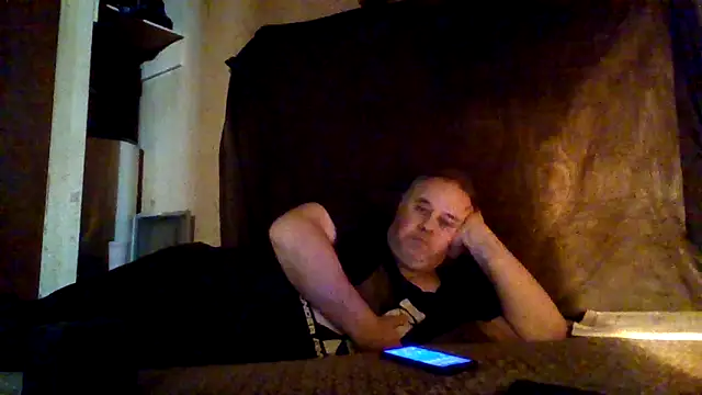 Snapshot of Nightshade7712 chatting on October 12, 2025, 7:07 am Nightshade7712 online show from October 12, 2025, 7:07 am
