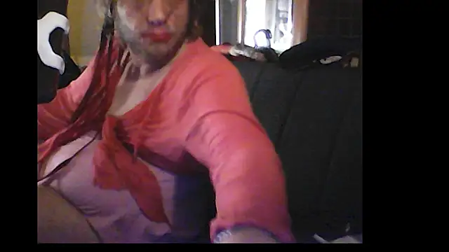 Snapshot of Family666Zombie chatting on May 15, 2026, 11:45 pm Family666Zombie online show from May 15, 2026, 11:45 pm