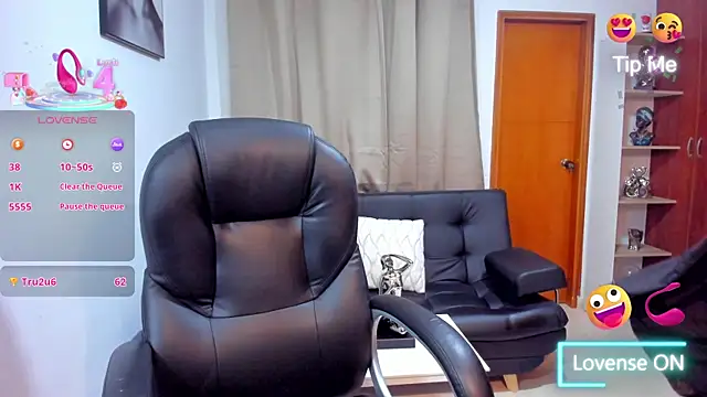 Snapshot of Alison_Lemos chatting on June 5, 2026, 11:16 am Alison Lemos online show from June 5, 2026, 11:16 am