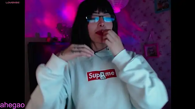 shayla bbs online show from February 4, 2026, 12:33 pm