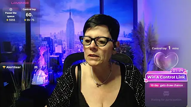 ninarandmann online show from May 31, 2026, 4:25 pm