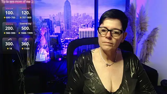 ninarandmann online show from June 17, 2026, 5:36 pm