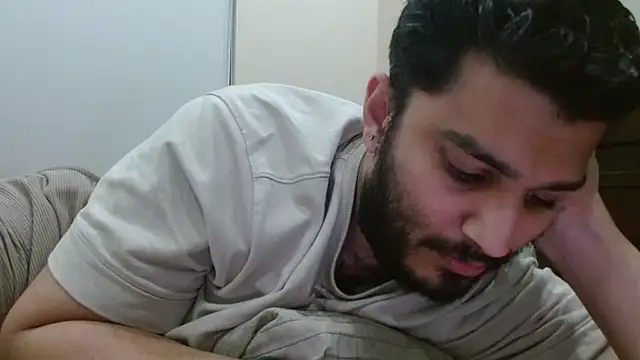 Snapshot of robintoit chatting on September 26, 2025, 2:21 pm robintoit online show from September 26, 2025, 2:21 pm