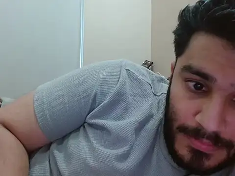 Snapshot of robintoit chatting on September 27, 2025, 3:44 am robintoit online show from September 27, 2025, 3:44 am