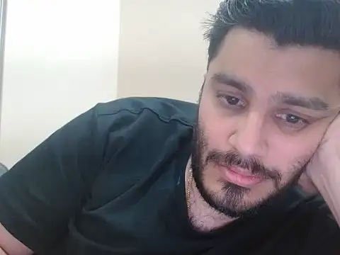 Snapshot of robintoit chatting on April 8, 2026, 2:28 pm robintoit online show from April 8, 2026, 2:28 pm
