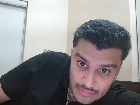 Snapshot of robintoit chatting on April 20, 2026, 2:53 pm robintoit online show from April 20, 2026, 2:53 pm