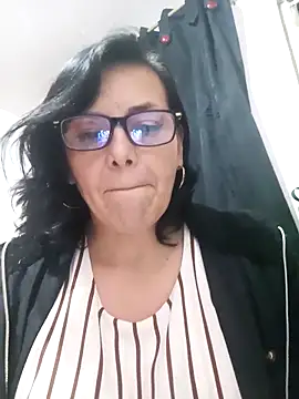 Natasha milf   online show from February 10, 2025, 9:58 pm