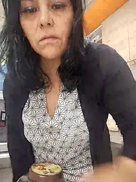 Snapshot of Natasha_milf__ chatting on October 23, 2025, 12:37 pm Natasha milf online show from October 23, 2025, 12:37 pm