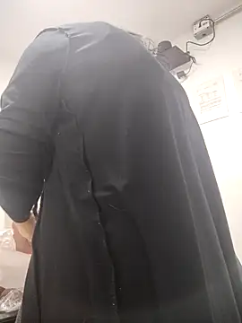 Snapshot of Natasha_milf__ chatting on November 6, 2025, 12:39 pm Natasha milf online show from November 6, 2025, 12:39 pm