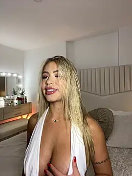  laura 02 online show from January 13, 2026, 7:19 pm