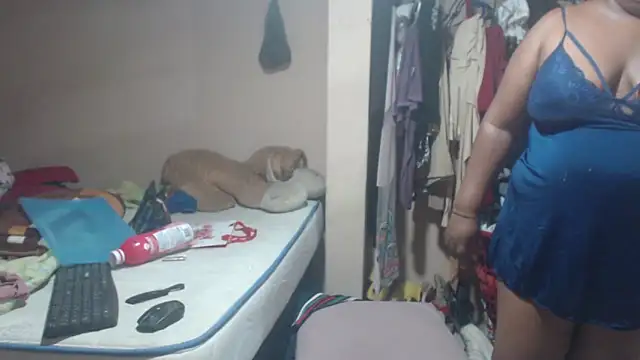 lorenxtaylor online show from April 4, 2026, 4:55 am