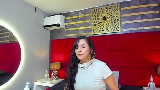 hanny milf online show from January 7, 2025, 11:48 am
