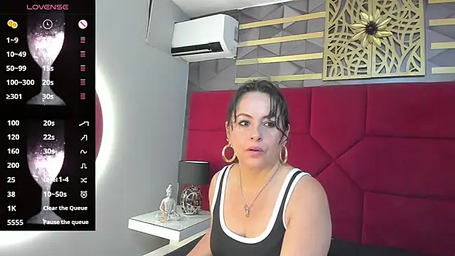 hanny milf online show from February 19, 2025, 11:49 am