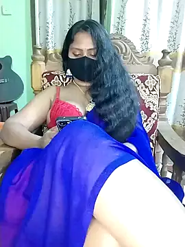 Idhika Paul online show from January 21, 2025, 9:46 pm