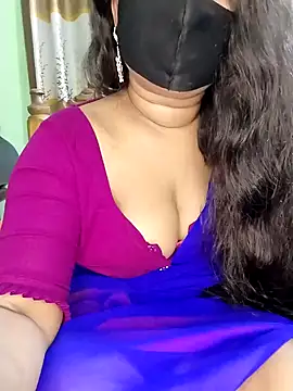 Idhika Paul online show from January 31, 2025, 4:17 pm