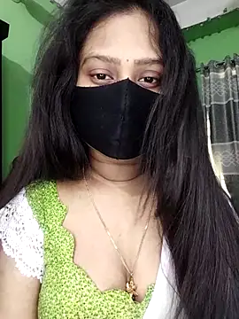 Idhika Paul online show from April 27, 2026, 7:50 am