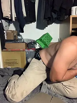 yourdirtysecret 23 online show from November 14, 2025, 4:33 am