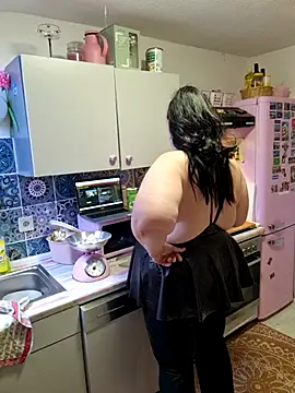 Snapshot of Black_Angel24 chatting on October 16, 2025, 10:38 am Black Angel24 online show from October 16, 2025, 10:38 am