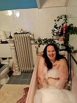 Snapshot of Black_Angel24 chatting on October 22, 2025, 4:40 pm Black Angel24 online show from October 22, 2025, 4:40 pm