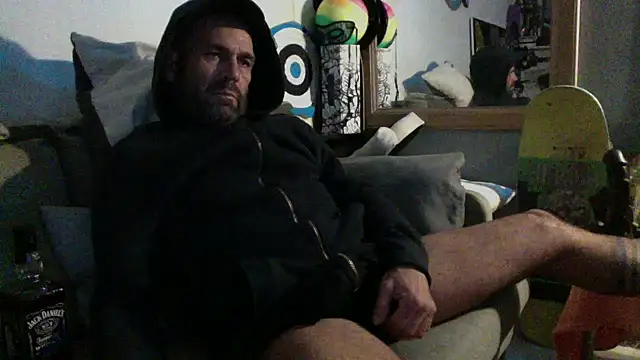 DJUX online show from December 8, 2024, 2:49 am