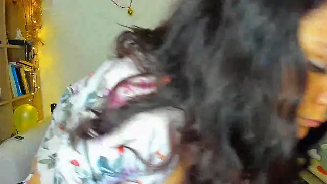 SoftlyShine online show from January 16, 2025, 6:48 pm