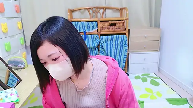 Minami San online show from February 19, 2025, 5:49 pm