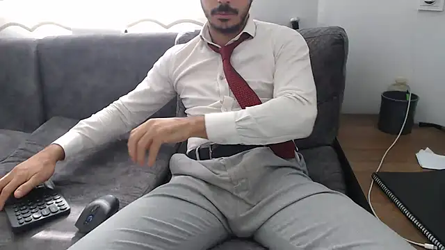 Naughtb0y online show from December 22, 2024, 10:17 am