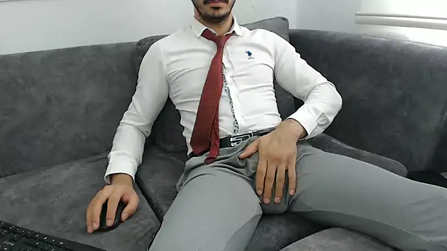 Naughtb0y online show from July 6, 2026, 10:45 am
