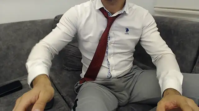 Naughtb0y online show from July 7, 2026, 10:58 pm