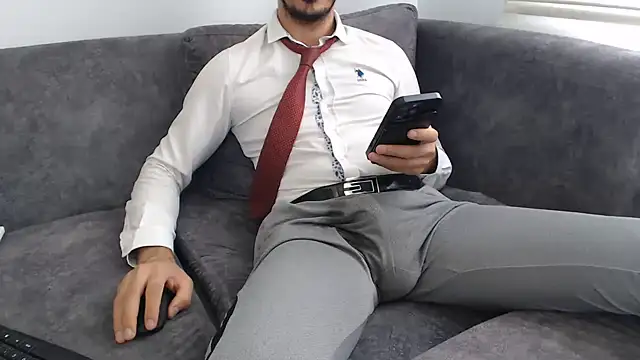 Naughtb0y online show from July 9, 2026, 10:30 am